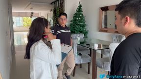 Una Agente Latina Inmobiliaria Follada Durante Una Visita Para Vender Su Propiedad