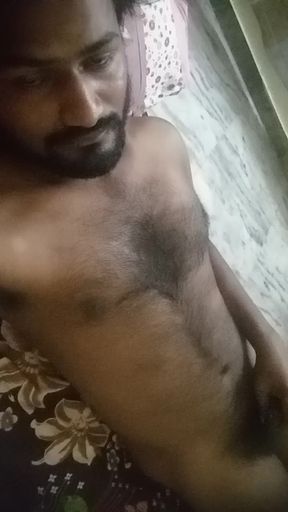 HARD STAR ON XHAMSTER HAND PUMPING