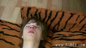 First–Time Gay Guy Lovemaking Caught On Homemade Camera