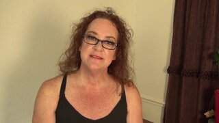 Frizzy-haired old whore shows her fiftysomething cunt