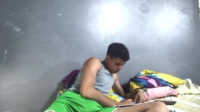 Guy Masturbates While Studying