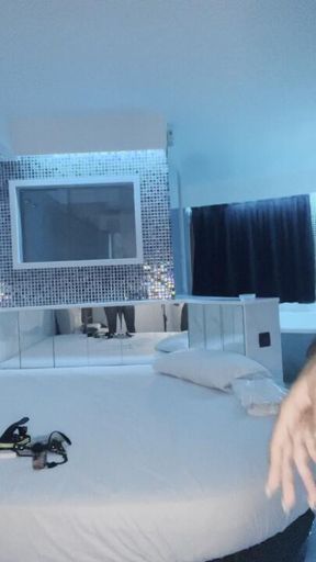 Two dommes, double trouble