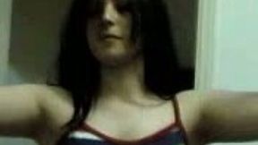 Big ass Arab girlfriend shakes her booty in  tight pink pants