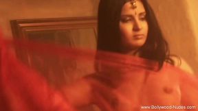 She Give Seductive Pose Feeling Good To Enjoy And Feel