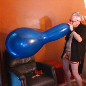 109) Longneck Balloon Kinky Jerk-Off by Daddy Balloonbanger