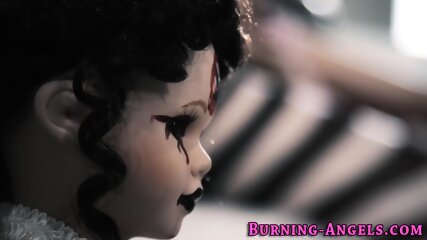 Slutty goth teenager gets spermed