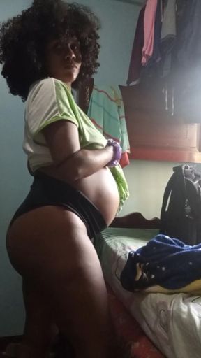 Pregnant cheating Indian wife records herself to send it to her lover