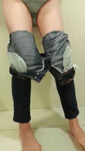 Full bladder in tight jeans