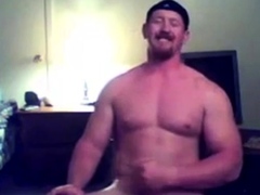 Ginger Muscle Stud Masturbates on Webcam