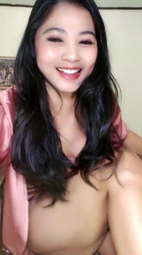 Naughty girl video call sex masturbate using vibrator