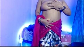 Desi Sexy Hot Girl Slowly Opened Her Clothes and Showed Her Beautiful Boobs and Played with Her Self Boobs