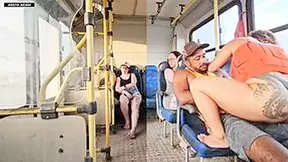 Married Woman Gives A Kiss To A Strange Guy Inside The Bus And Ends Up Having Sex With Him With Eliane Furacao