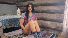 Country Girl Opens Her Pie Wide so You Can Cum Inside It