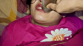 Aaj mom ko jabardasti choda