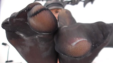 Shirley ́s Cuckold Sperm Foot Licking Instructions POV