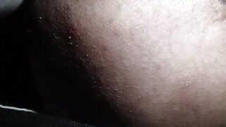 Fantasia amadora gay com webcam e close intenso de fisting anal.