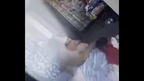 Vizinha filma pela varanda eu chupando o marido dela e arma o maior barraco no feriado!!