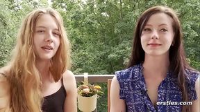 Ersties: 21-j&auml_hrige Deutsche macht erste lesbische Erfahrung