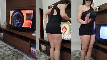 Filho mostrando o pau para sua mãe gostosa