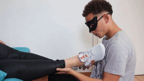 Dolce Amaran in a appetizing foot worship FOR MOBILE DEVICE USERS - FOOT WORSHIP - ROLE PLAY - TOE SUCKING -FOOT FETISH - BAREFEET - BARE SOLES - FOOT LICKING - TOES SUCKING - BBW FEET - MATURE FEET