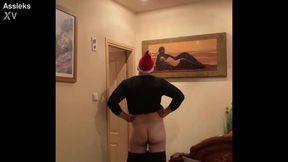 Mature Man Showing His Ass