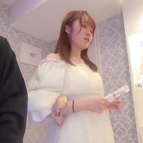 First Time Showing Her Face. the Former Dancer Living in Tokai Finally Shared a Side No One Had Seen Before. - 1