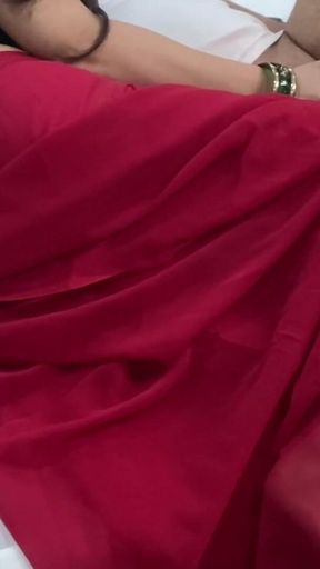 Hot Neighbour MILF Got Fucked When She Is Alone in Home