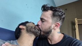 Kissing the Painter with Passion - By Leon Dias and Icaro Herrera - CLIP 3