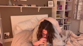 English Girl Pleasures Herself to a Satisfying Finish with a Dildo.