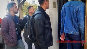 Traveling Latinos Fuck In A Motel