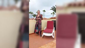 Martina West teases with big natural tits and unveils on holiday balcony