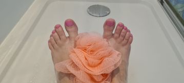 ASMR shower foot and toes worship
