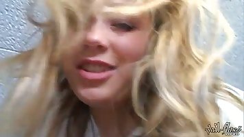 Teen Kasia Solo