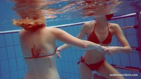 Marusia and Melisa Darkova underwater lesbos