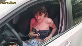 fui abastecer o carro, o cartao nao passou. acabei pagando com a buceta. fazer o que?