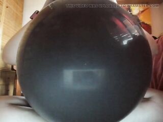 Ebony Latex Domination: Biggest Balloon Inflation and Nicoletta's Carnal Grasp