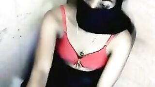 Hyderabadi girl Priyanka hide her face on skype chat