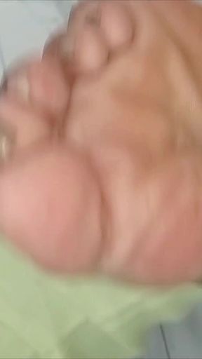 Nurse Jasmine Doe's Afterwork Hot Stinky Feet N Nude Long Toenails