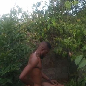 A Bush Hang Out with My Homie