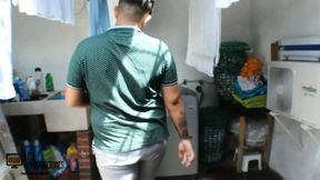 Guy squirts her stepsister with wet pussy-Porn in Spanish