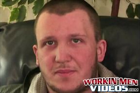 Gay amateur dude loves jerking off and we watch him do it