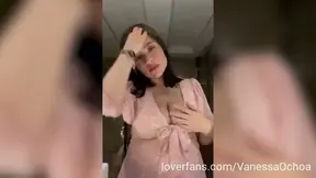 Quieres conocer a una chica verdaderamente horny? Suscribete a mi perfil y descubriras lo perversa que soy😈🔥