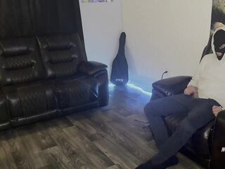 Made My Pathetic Spouse See Me Mouth My Bulls Shlong!