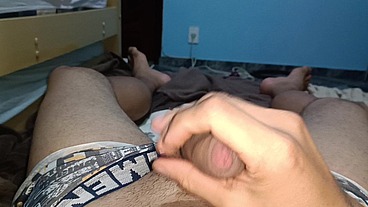 Punheta no quarto
