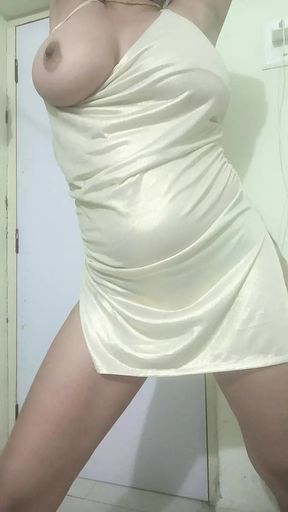 Hot Dancing with Boobs Pressing