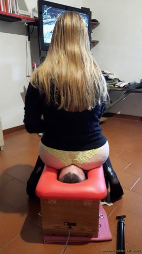 Gamer Stephanie in Action!