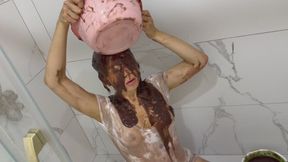 Covered in pudding masturbation! Messy feet!