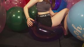 Saskia - sit and nail popping TT17 and big balloon fun