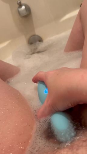 Thrilling moment from &quot;More bathtub fun&quot;