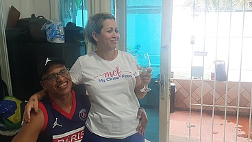 Paty Bumbum faz tatuagem com a buceta aberta e paga com a xereca . Mirella Mansur - Alex Lima - Alemao Tatuador